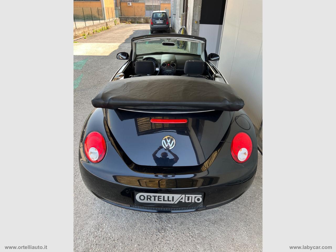 VOLKSWAGEN New Beetle 1.4 16V Cabrio FREESTYLE NEOPATENTATI