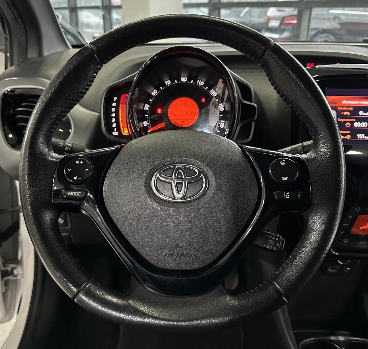 Toyota Aygo 5p 1.0 72cv CarPlay Telecamera Cruis Finanziabile