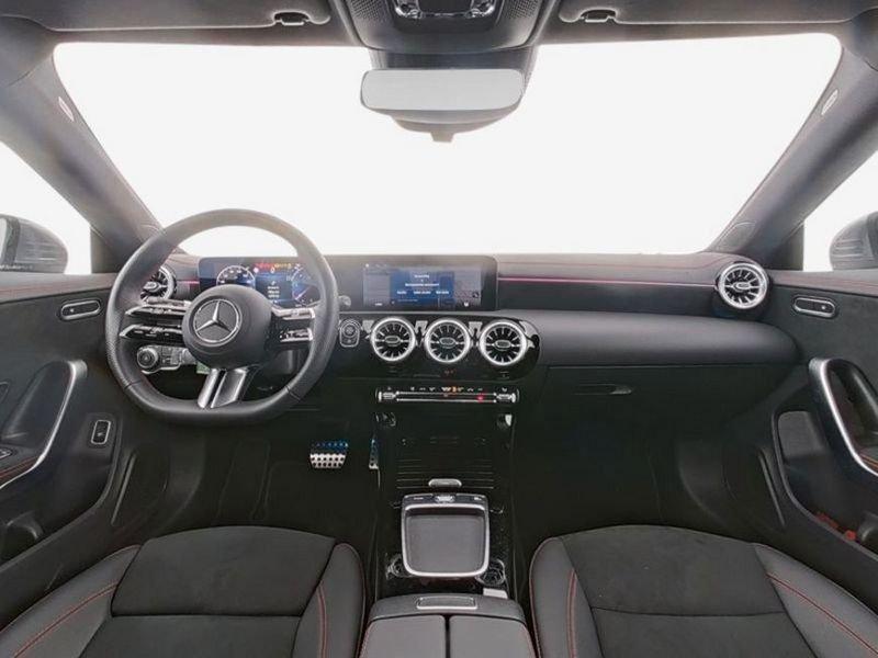 Mercedes-Benz CLA S.Brake CLA 200 d Automatic Shooting Brake AMG Line Mbux 18" Camera