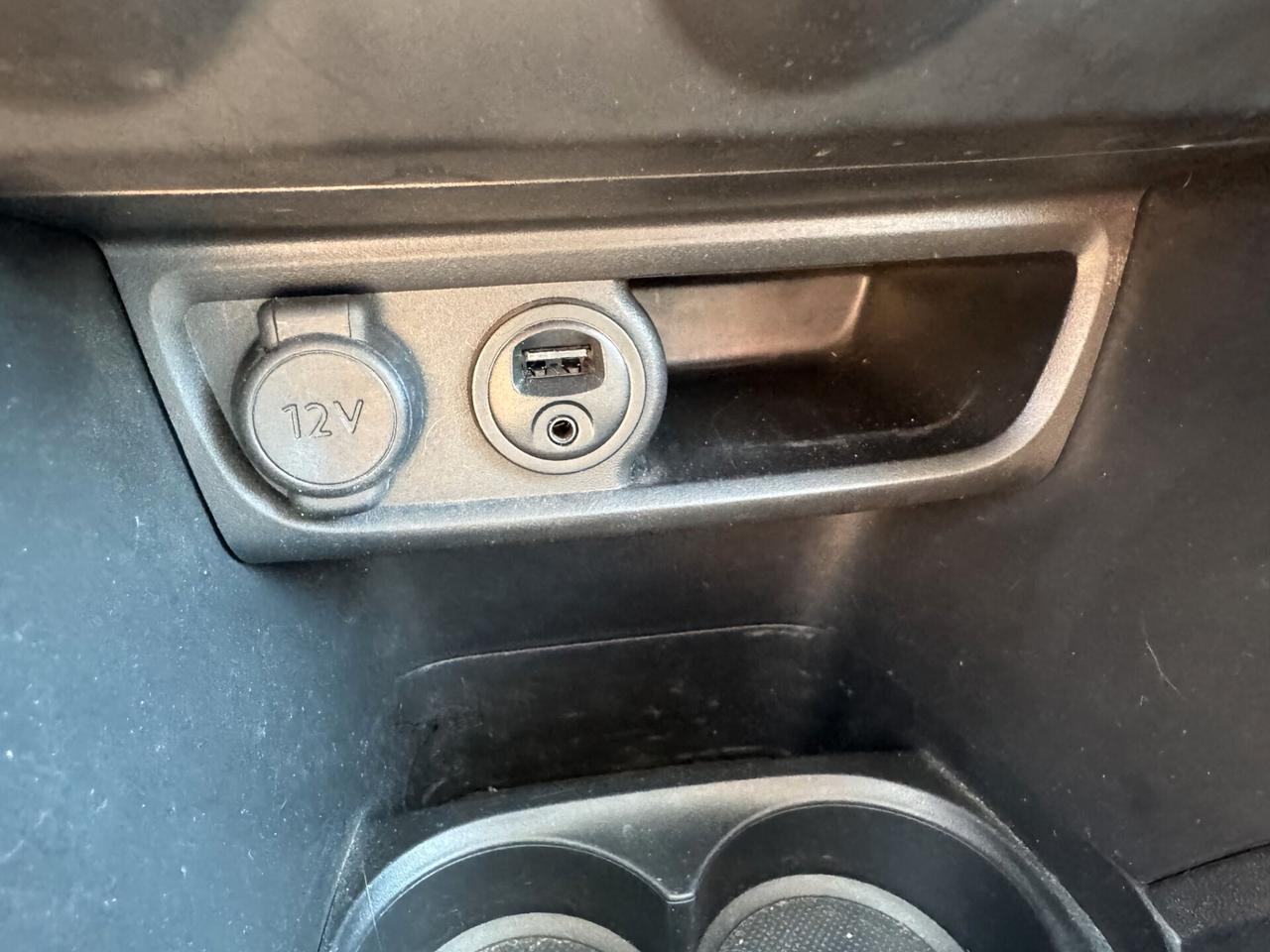 Peugeot 208 Active 1.4 HDI 68CV 5 porte