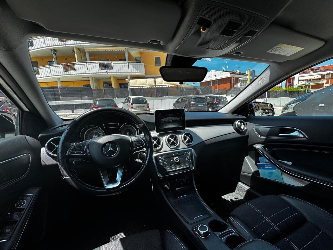 MERCEDES GLA 200CDI SPORT NIGHT EDITION AT7