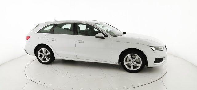 AUDI A4 Avant 40 TDI quattro S tronic Business Advanced