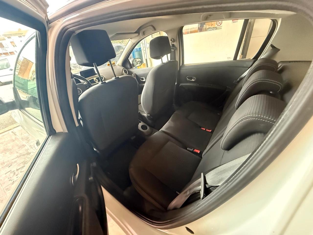 Renault Clio 1.2 16V Dynamique