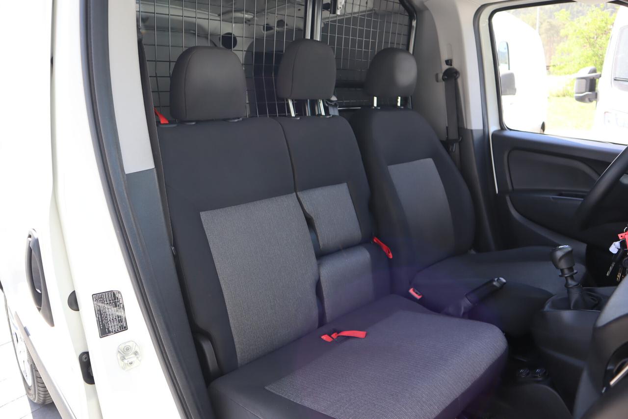 DOBLO 1.6 JTDM 105 CV 3 POSTI SCAFFALI 13.850 + IVA