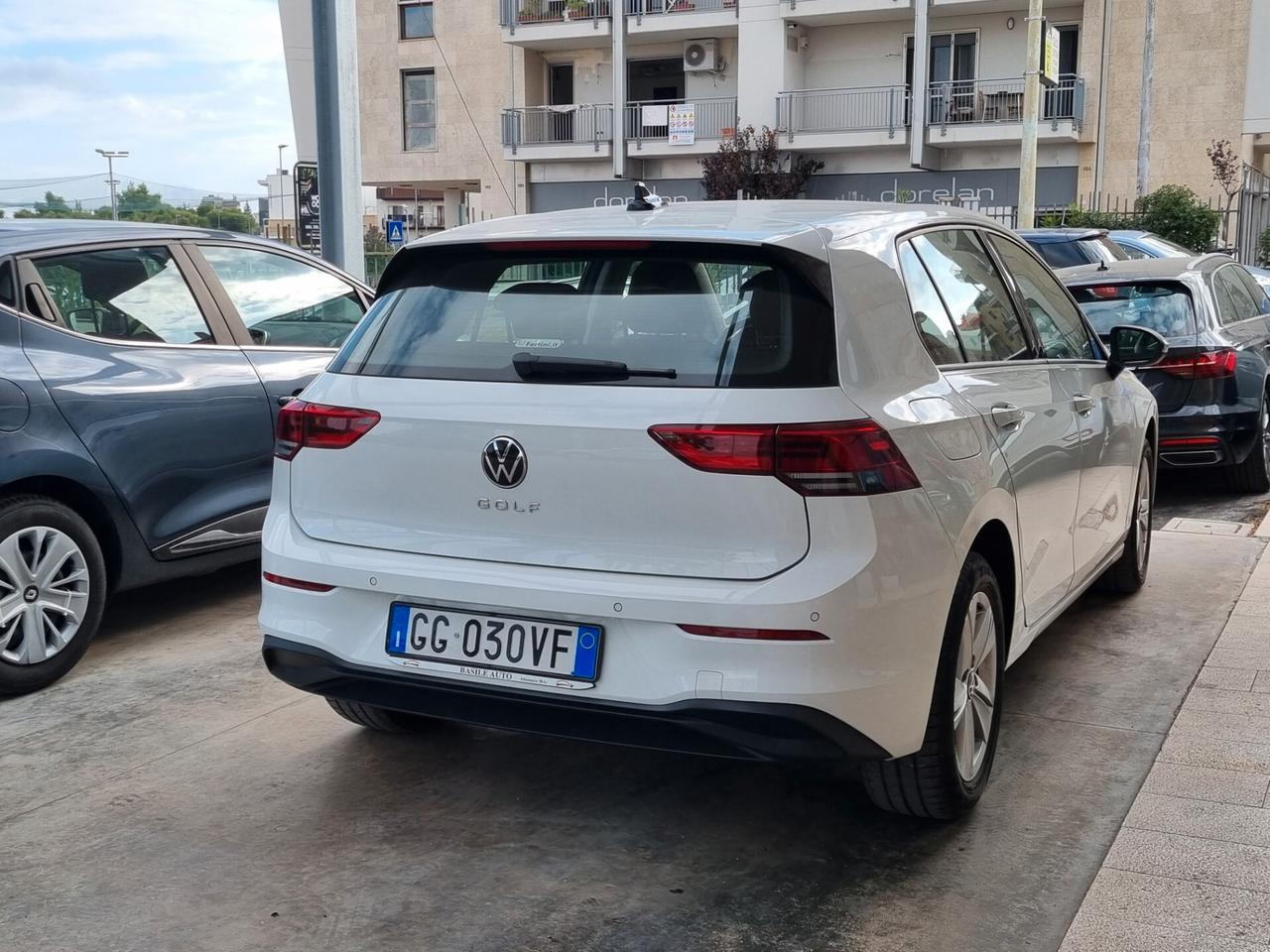 Volkswagen Golf VIII 2.0 tdi Life 115cv