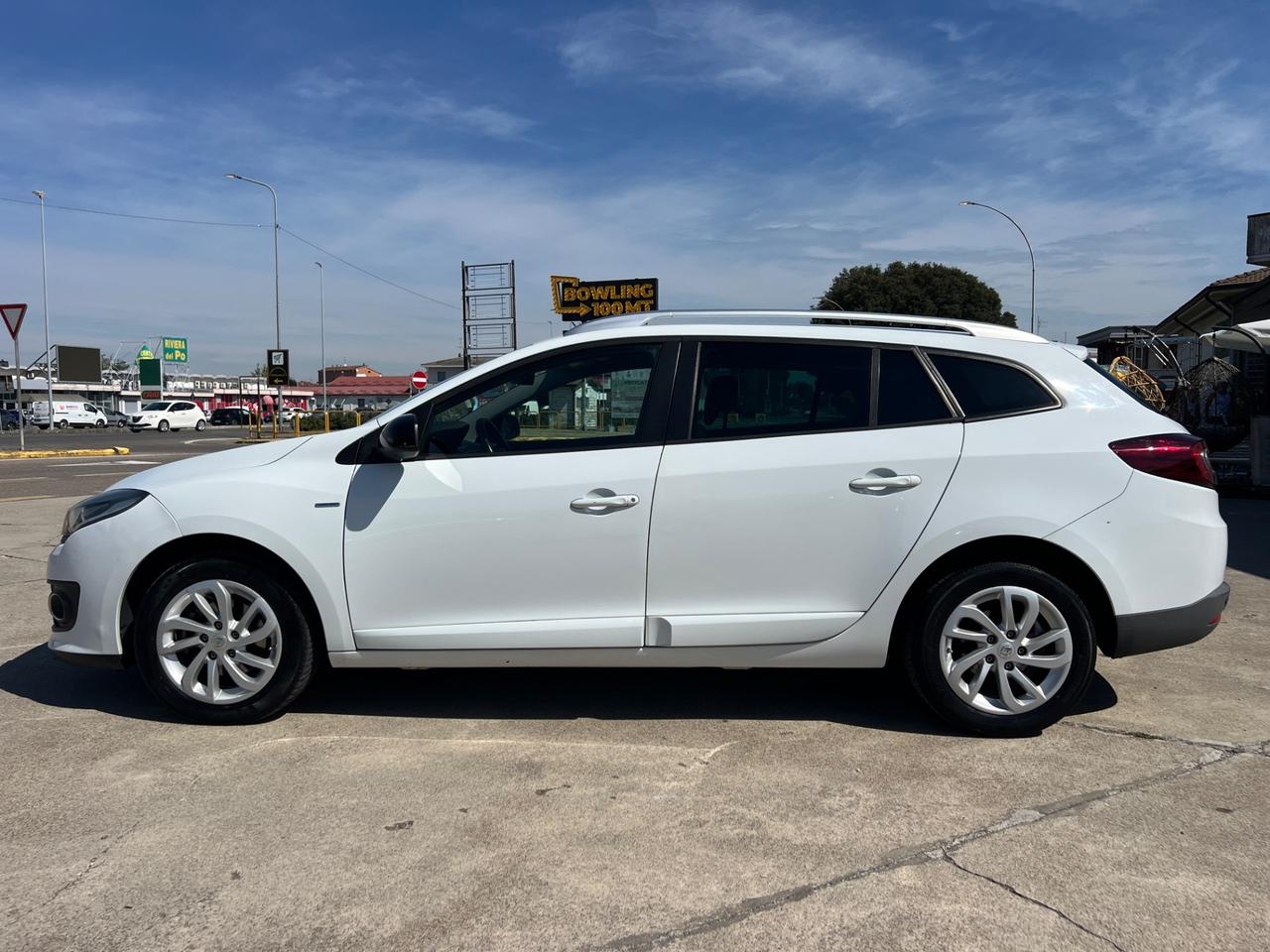Renault Megane Mégane 1.5 dCi 110CV EDC SporTour Wave