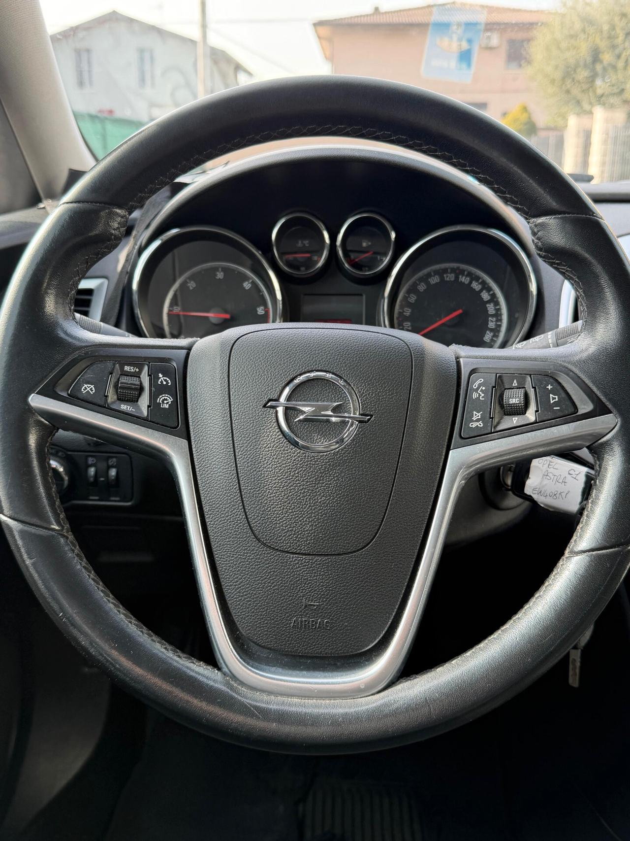 Opel Astra 1.7 CDTI 2014 OK NEOPATENTATI