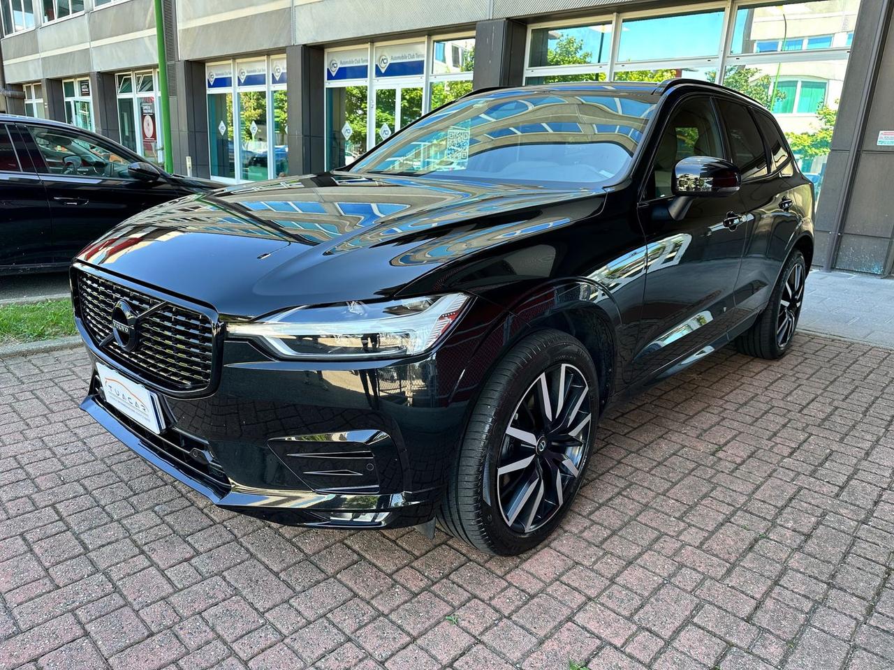 Volvo XC 60 R Design 2.0 B4 MHEV #6137