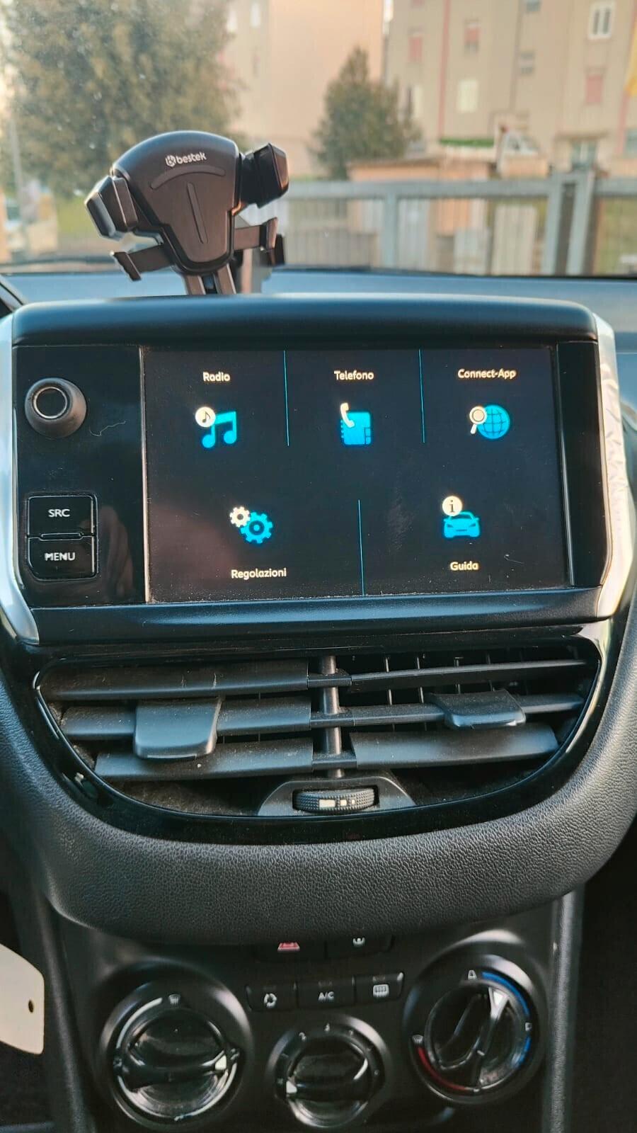 Peugeot 208 BlueHDi 75 5 porte Touch