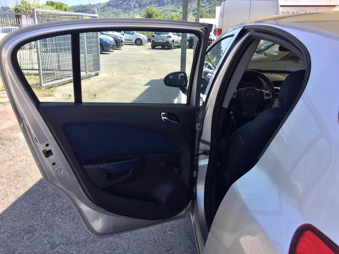Opel Corsa 1.0 12V 5 porte Enjoy