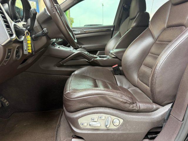 PORSCHE Cayenne 3.0 V6 TDI 245CV TIPTRONIC TETTO PANORAMICO