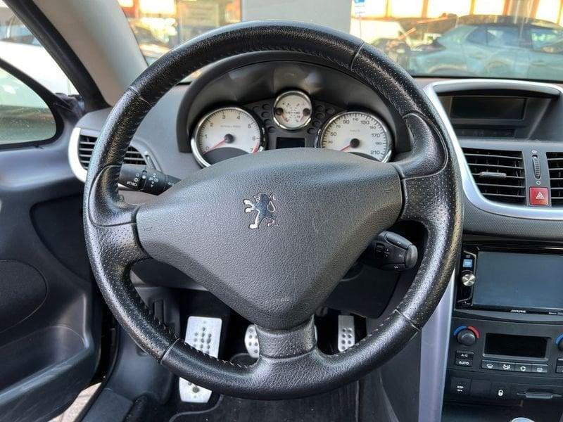 Peugeot 207 1.6 VTi 120CV CC Féline