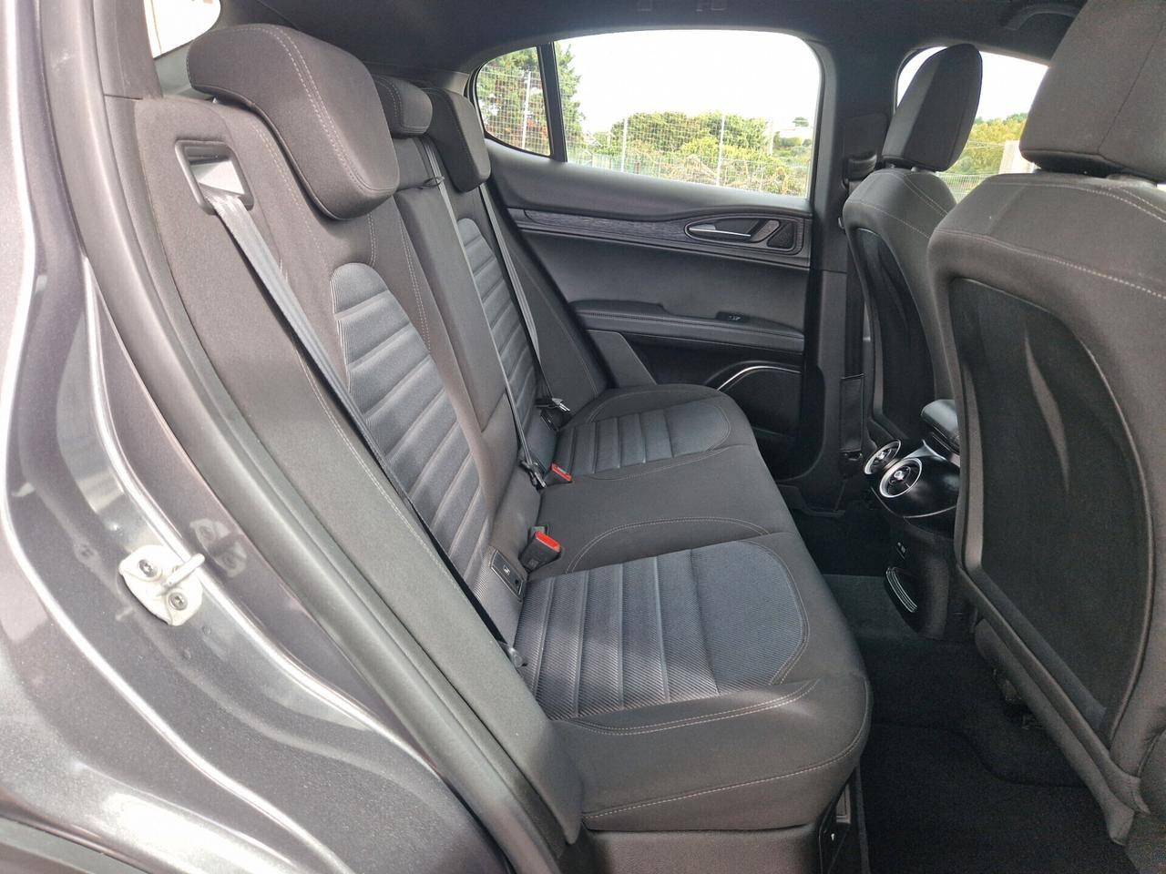 Alfa Romeo Stelvio 2.2 Turbodiesel 190 CV AT8 Q4 Super Business