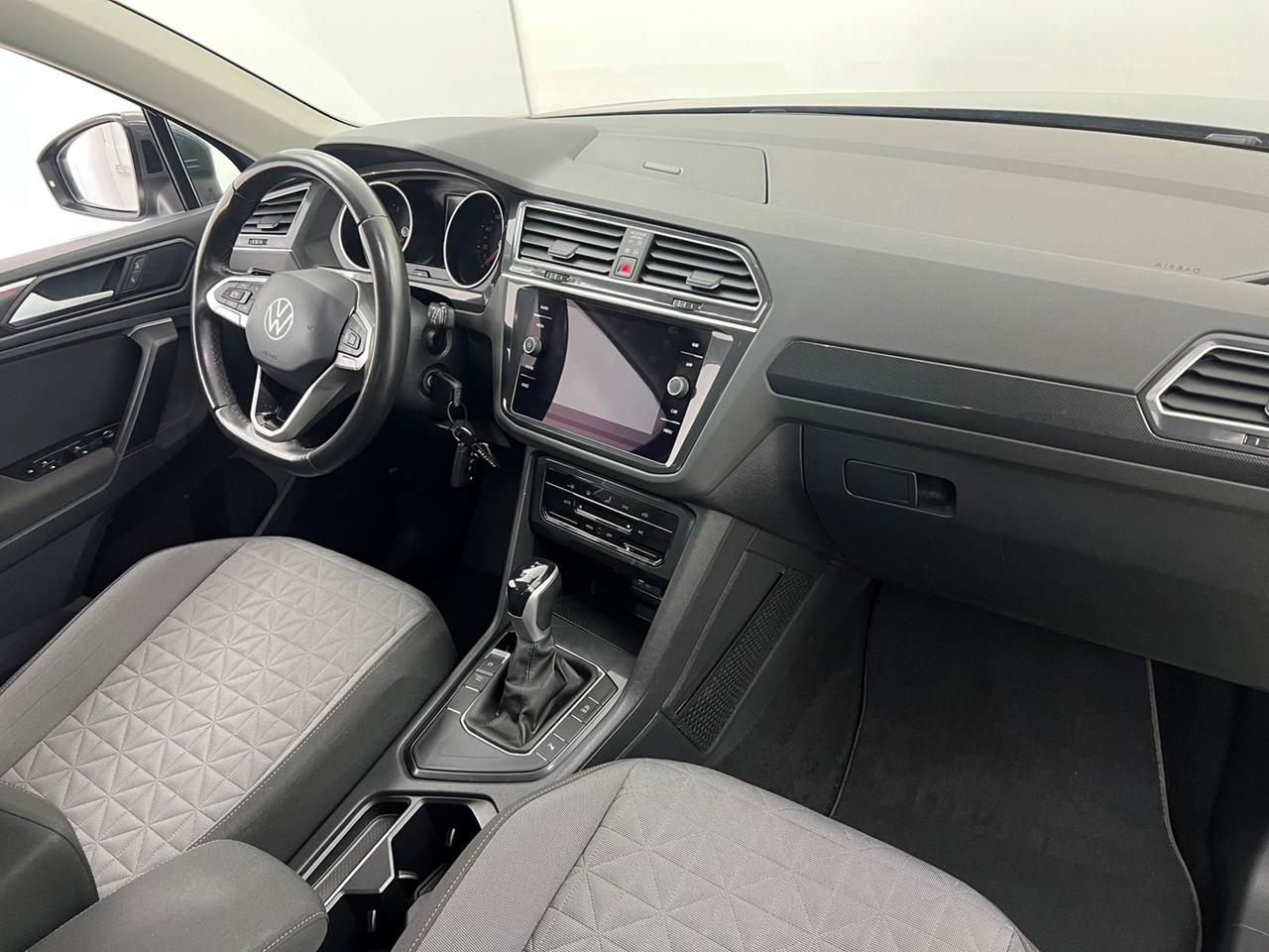 VOLKSWAGEN Tiguan II 2021 Tiguan 2.0 tdi Life 150cv dsg