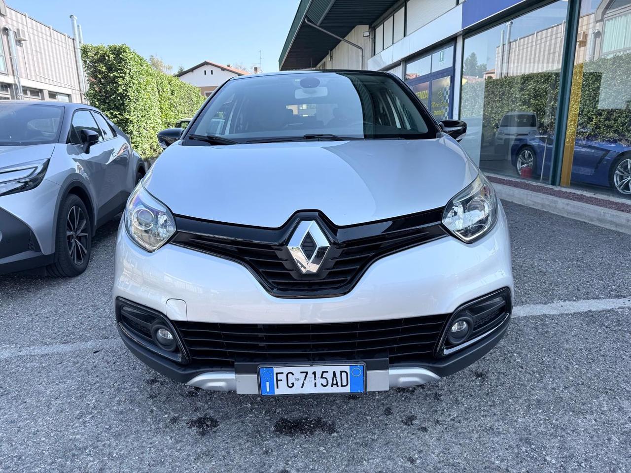 Renault Captur 0.9 tce Intens (energy r-link) 90cv E6