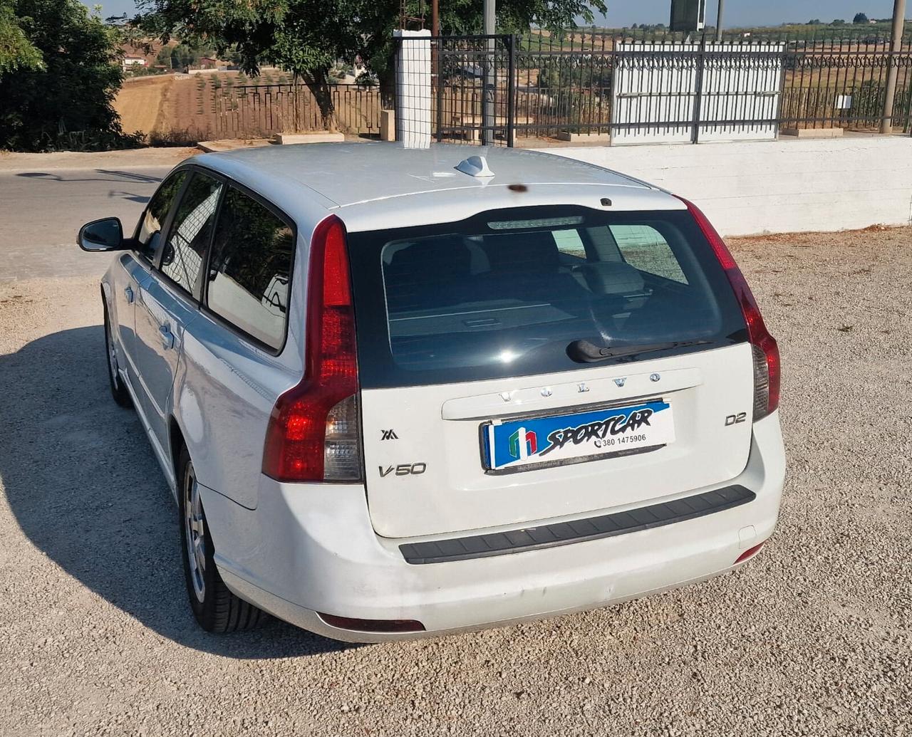 VOLVO V50 1.6 HDI 116 CV