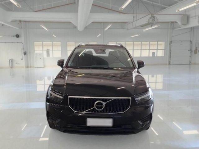 VOLVO XC40 D3 AWD Business