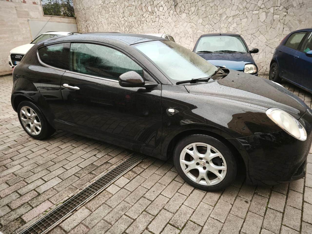 Alfa Romeo MiTo 1.3 JTDm-2 95 CV S&S BlackLine Collection SS