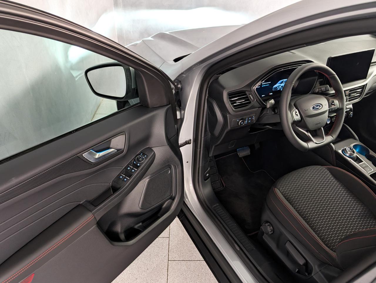 Ford 2.5 Hybrid 180cv Automatic ST-Line