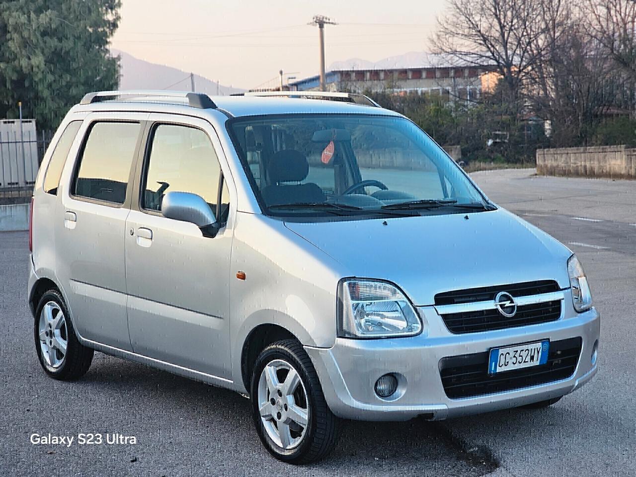 Opel Agila 1.3 DIESEL OK PER NEOPATENTATI