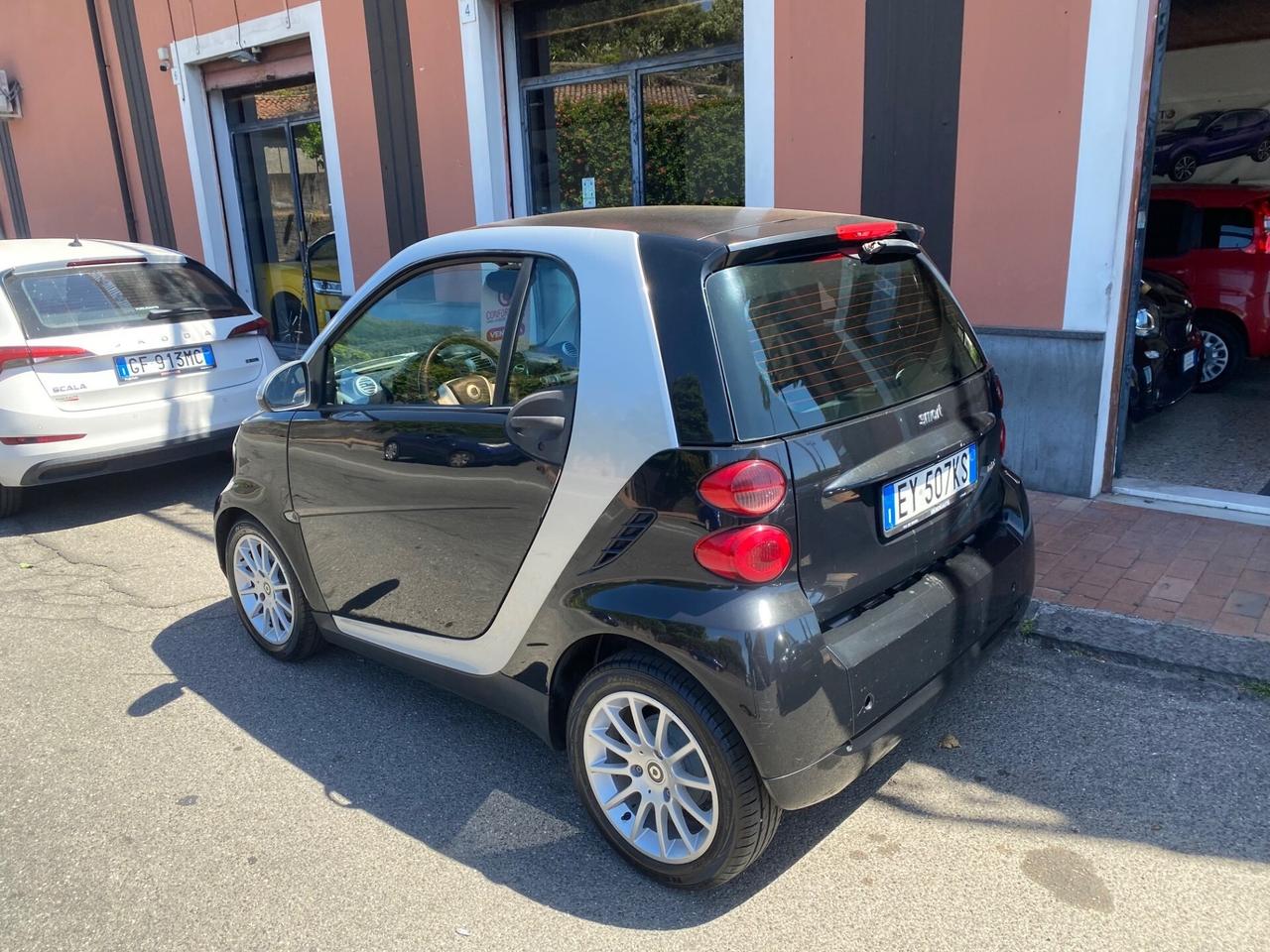 Smart ForTwo 1000 52 kW coup passion 2011