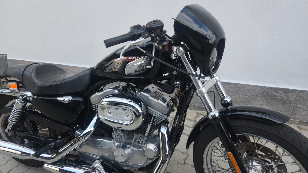 Harley-davidson 883 Sportster Custom