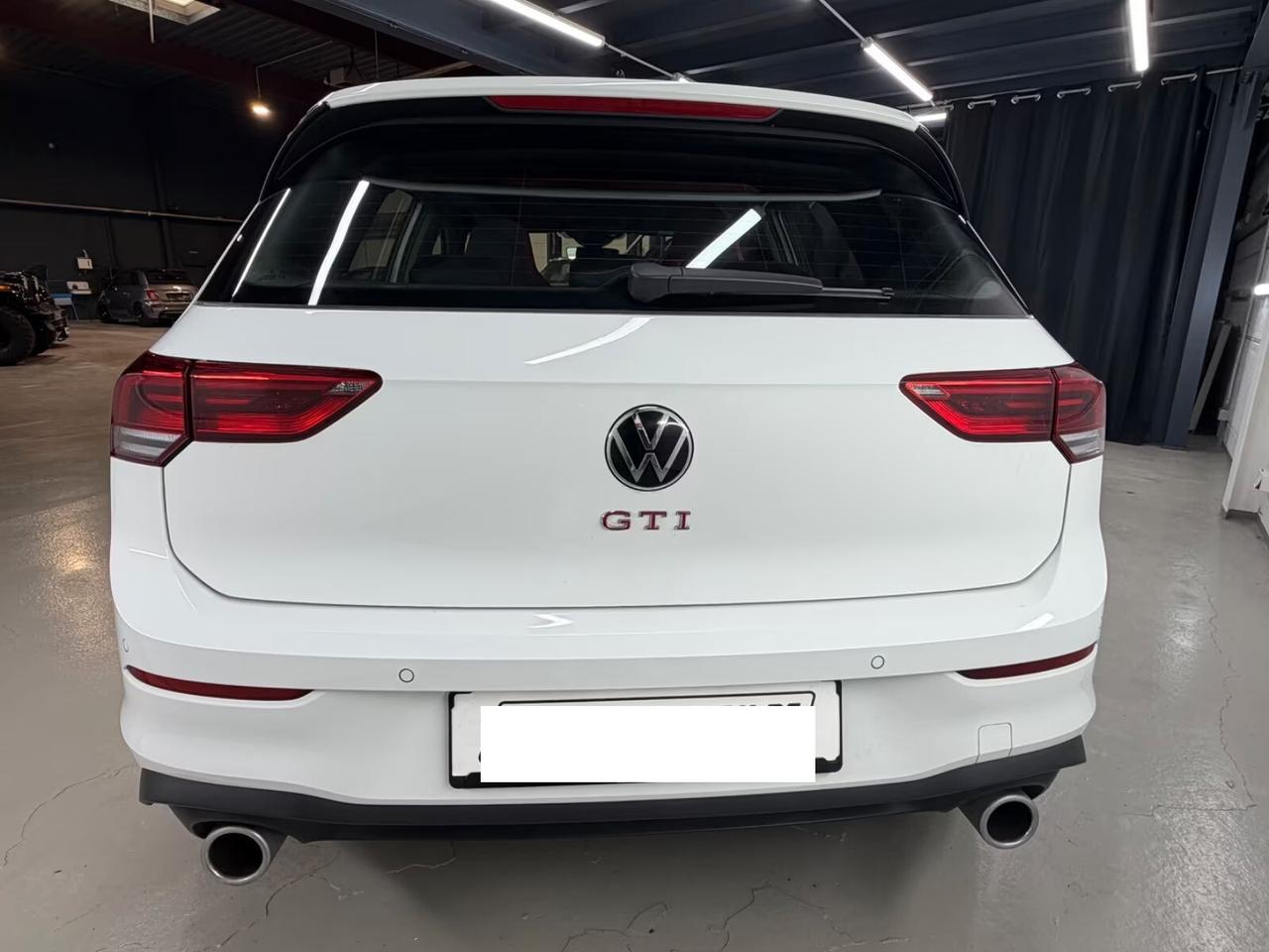 Volkswagen Golf GTI 2.0 TSI