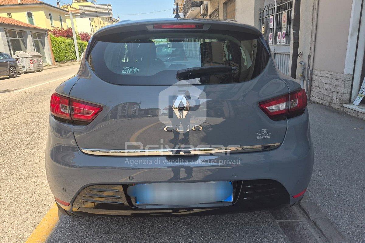 RENAULT Clio TCe 12V 90 CV GPL 5 porte Moschino Life