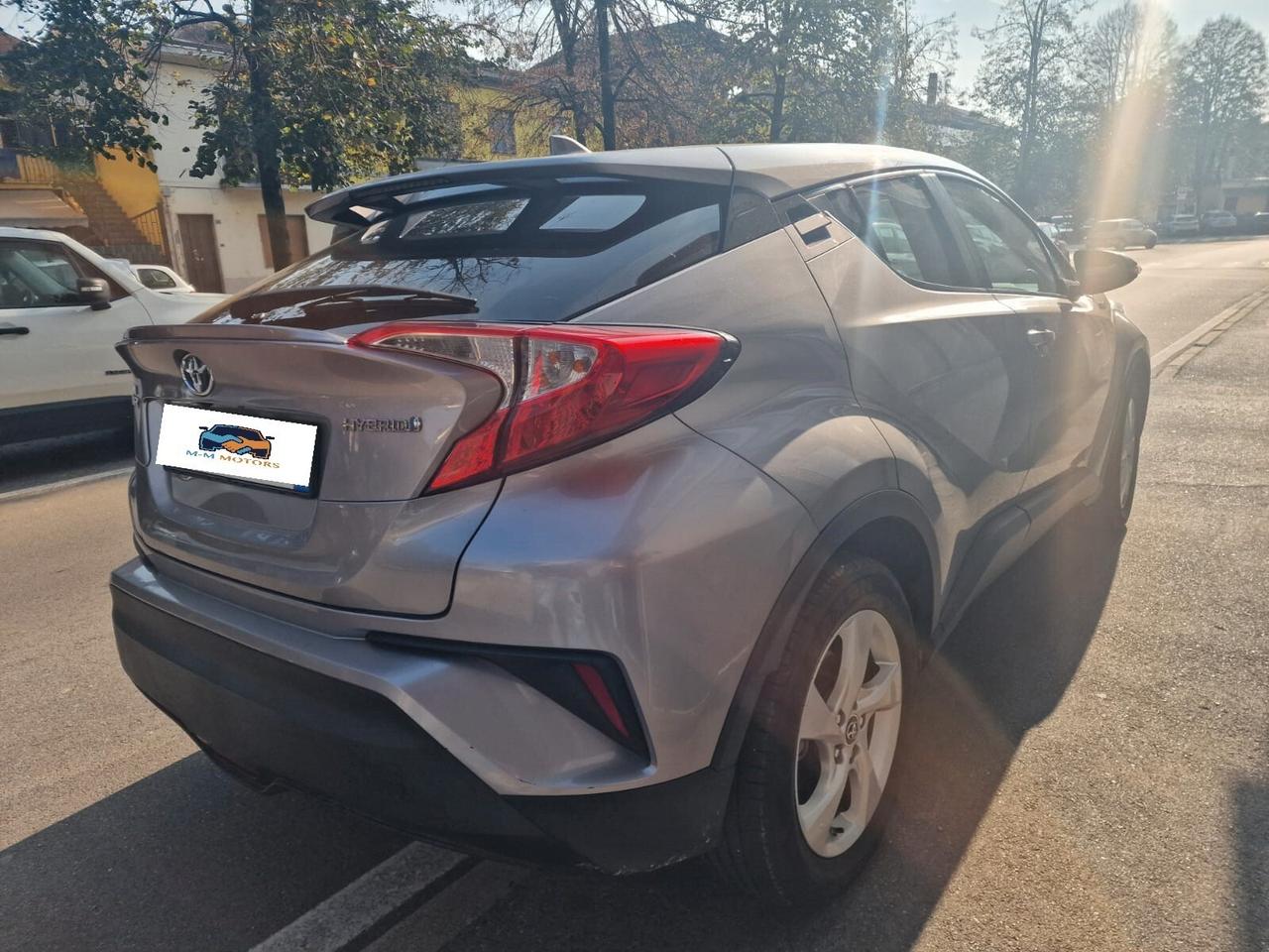 Toyota C-HR 1.8 Hybrid E-CVT