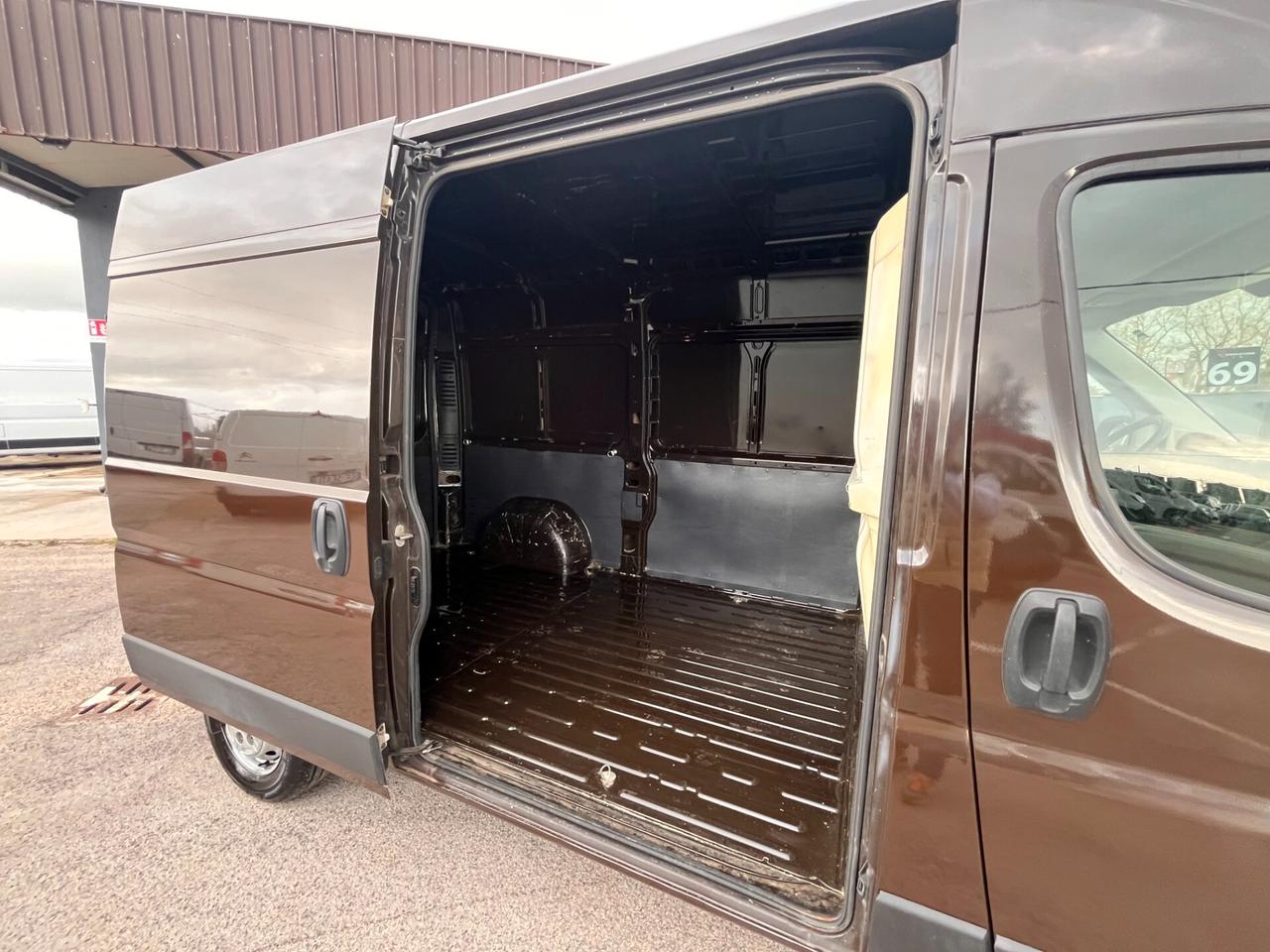 Peugeot BOXER 330 2.2 BLUEHDI 140 CV S&S L2H2 E6D