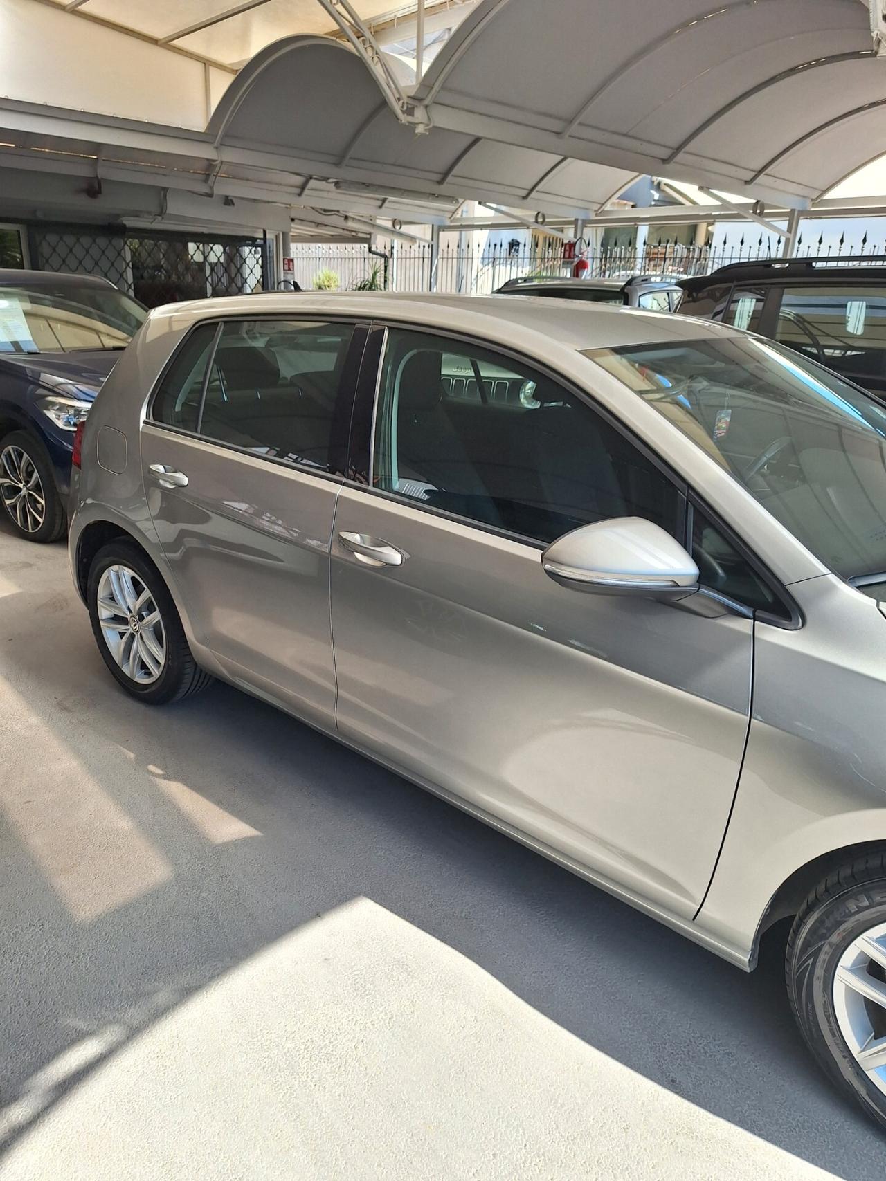 Volkswagen Golf 1.6 TDI 115 CV 10/19
