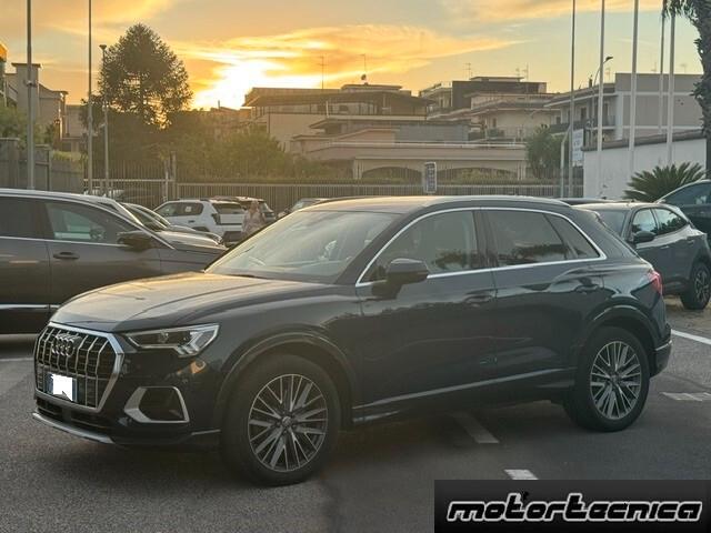 Audi Q3 40 TDI quattro S tronic Business Advanced