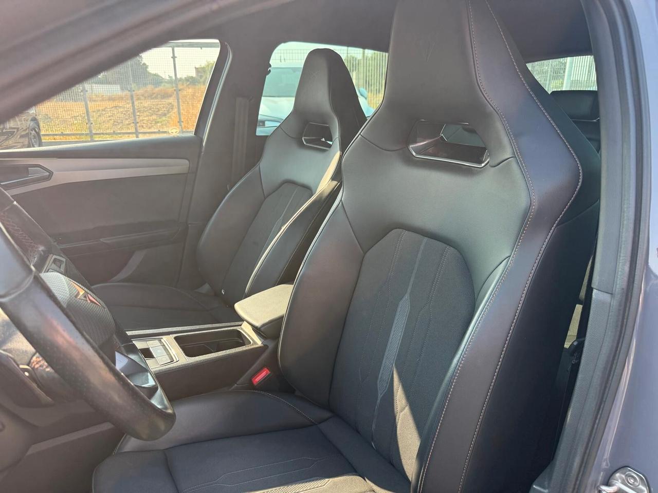 Cupra Leon 1.5 Hybrid 150 CV DSG