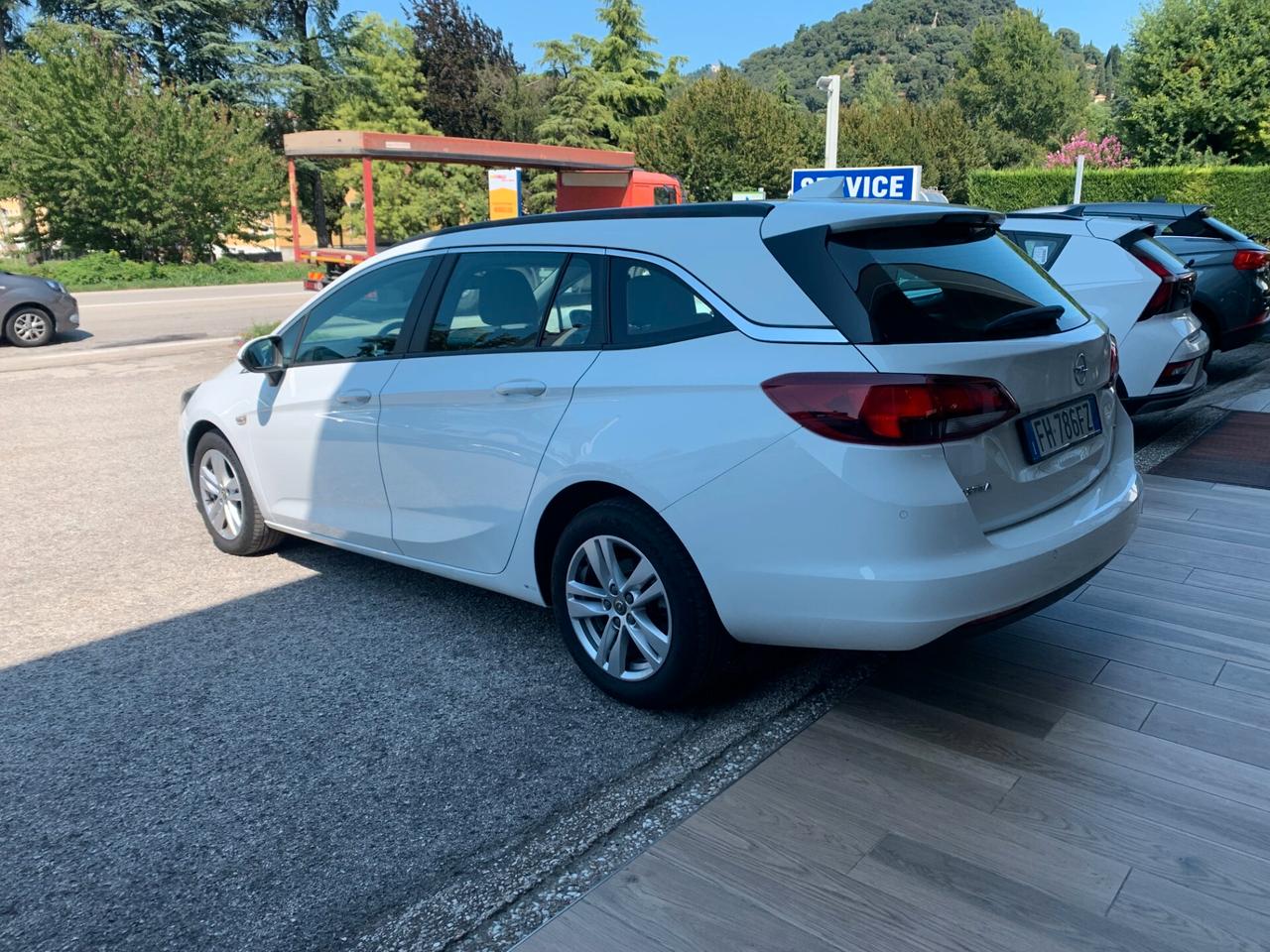 Opel Astra 1.6 CDTi 110CV Sports Tourer Innovation