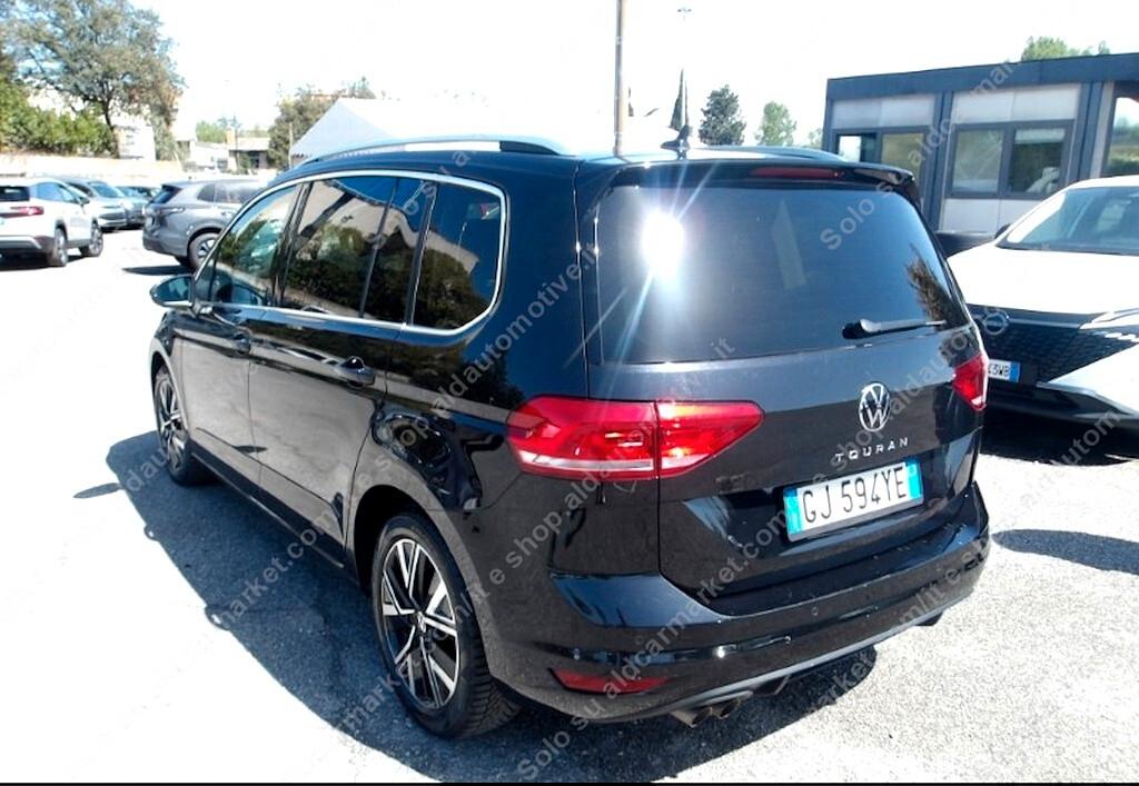 Volkswagen Touran 2.0 TDI 150 CV SCR DSG Executive BlueMotion Tech.7p Nav PDC UNIPRO IVA DEDUC.