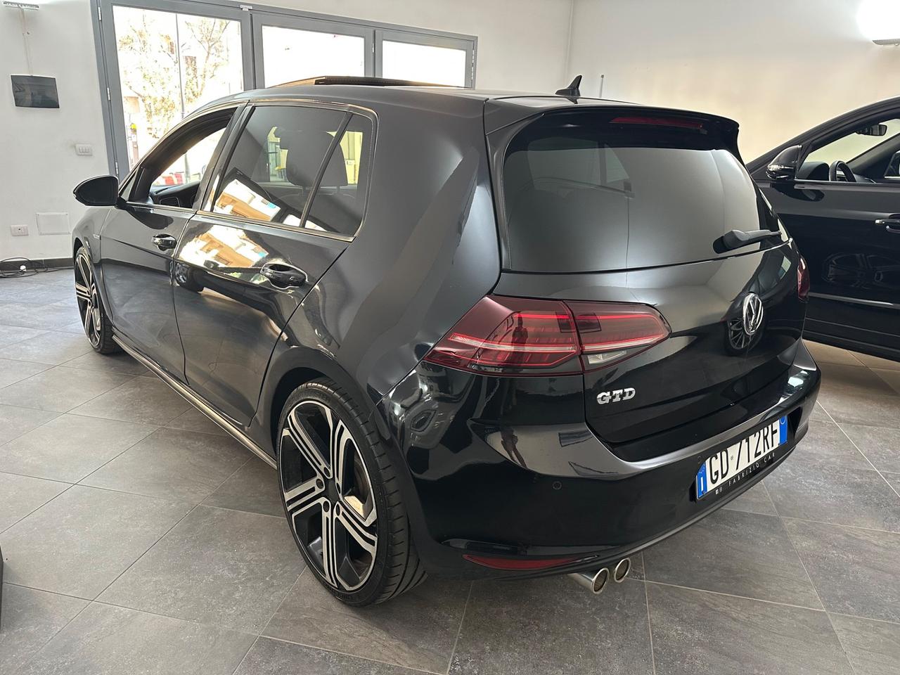 Volkswagen Golf 2.0 TDI DSG 5p. Highline BlueMotion Technology