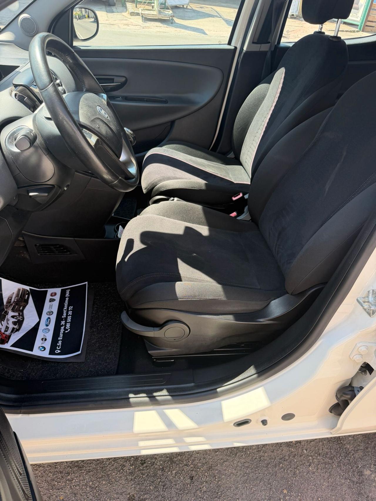 Lancia Ypsilon 1.3 MJT 16V 95 CV 5 porte S&S Gold