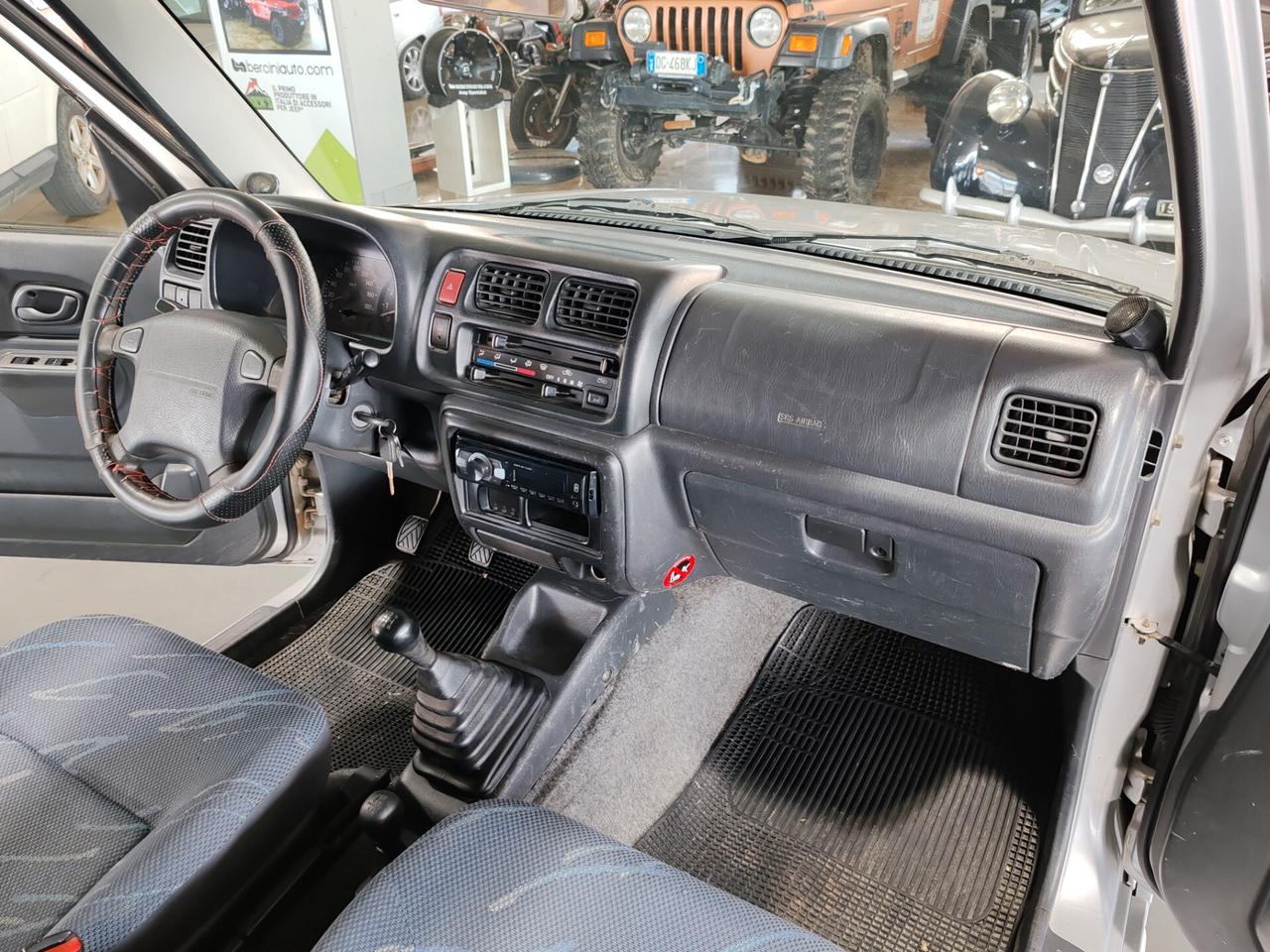 Suzuki Jimny 1.3i 16V cat 4WD JLX Special