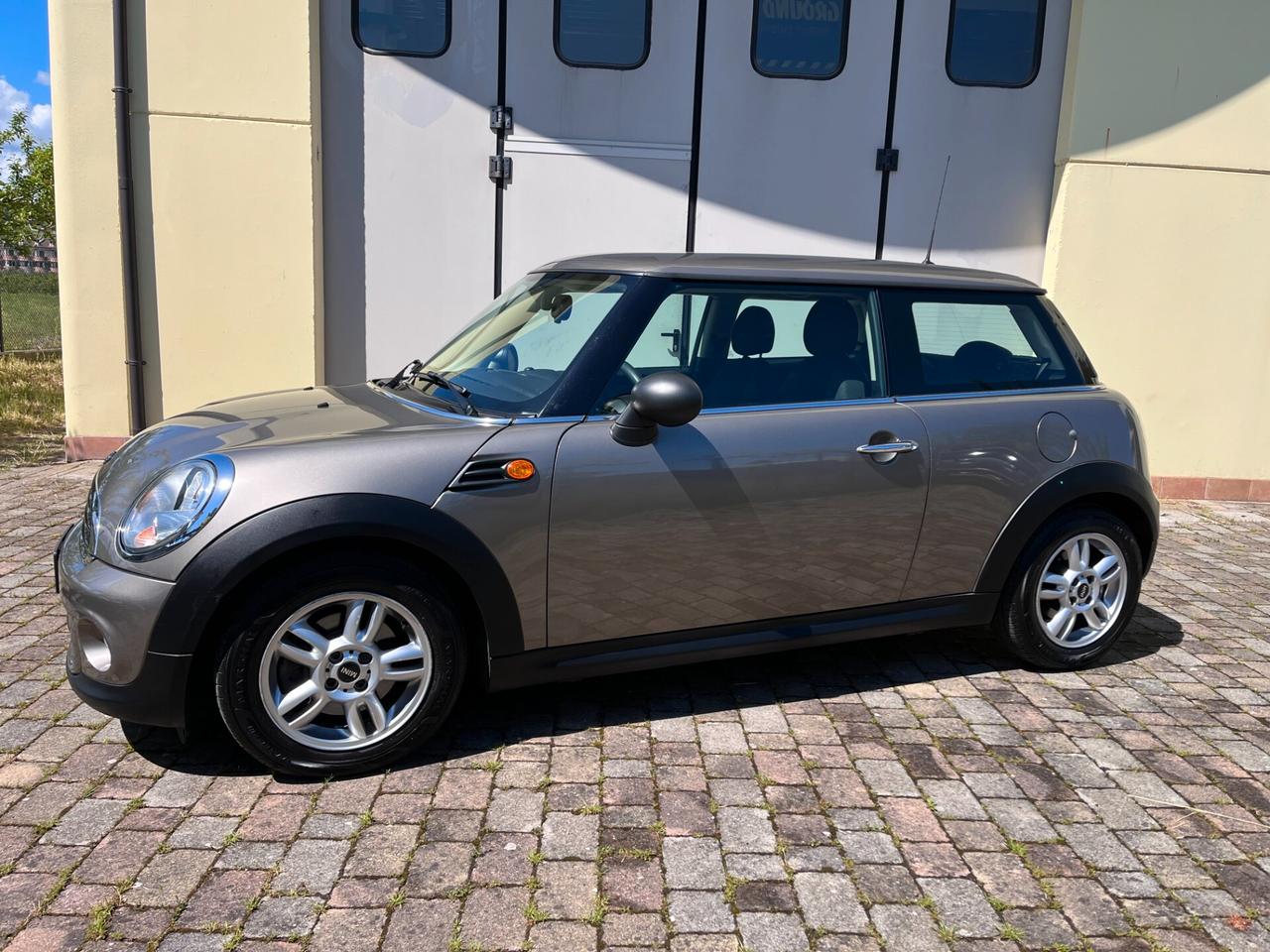 Mini Mini 1.6 16V Cooper D