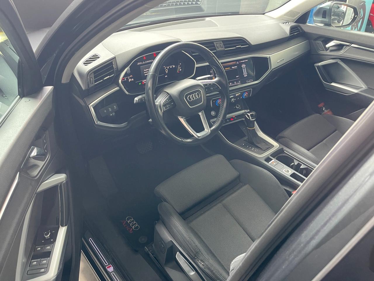 Audi Q3 2.0 TDI 150 CV S tronic line Edition