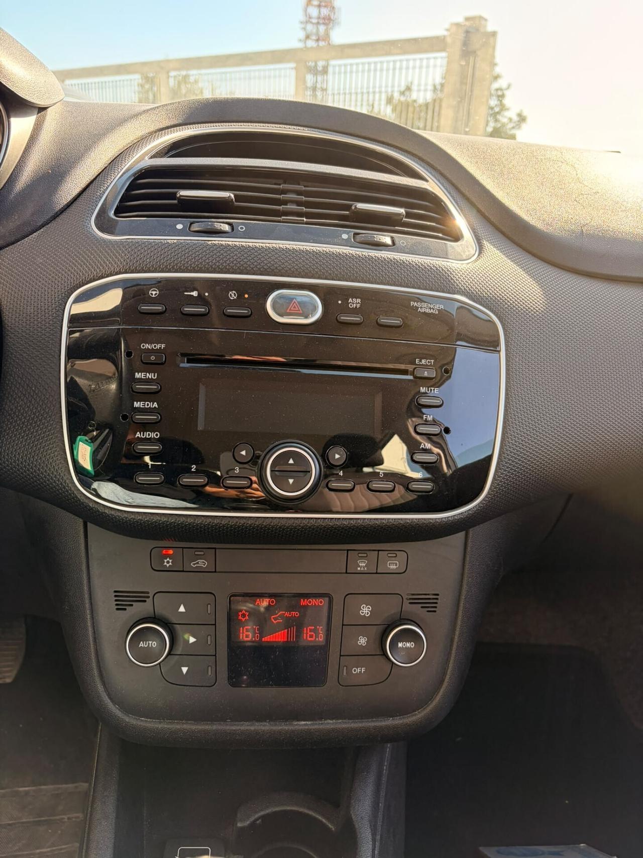 Fiat Punto 1.3 MJT II S&S 95 CV 5 porte Street