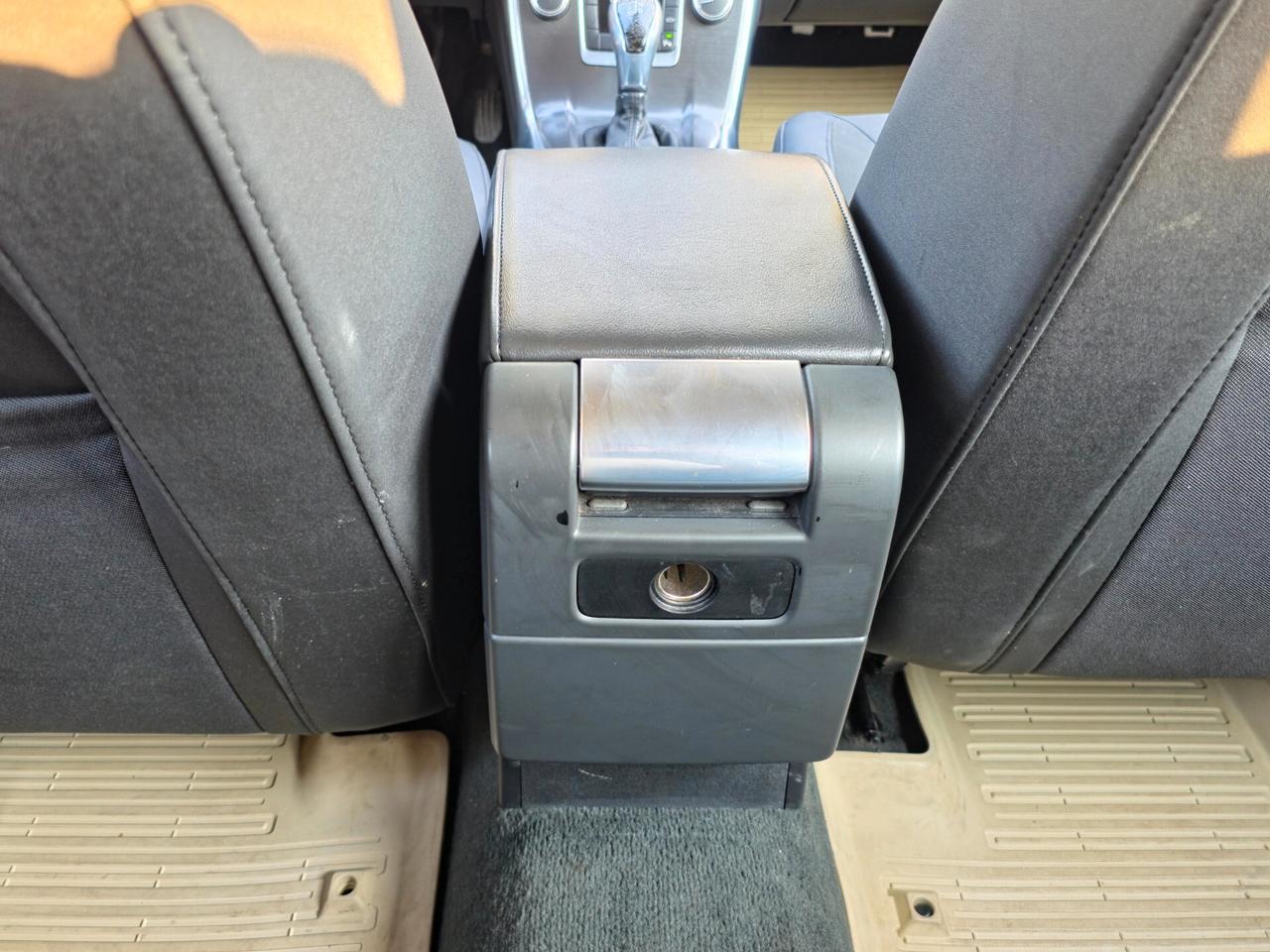 Volvo XC 70 XC70 D4 Geartronic Summum CV-181 E5B Automatica 2014