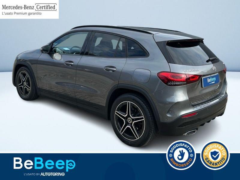 Mercedes-Benz GLA 200 D PREMIUM 4MATIC AUTO