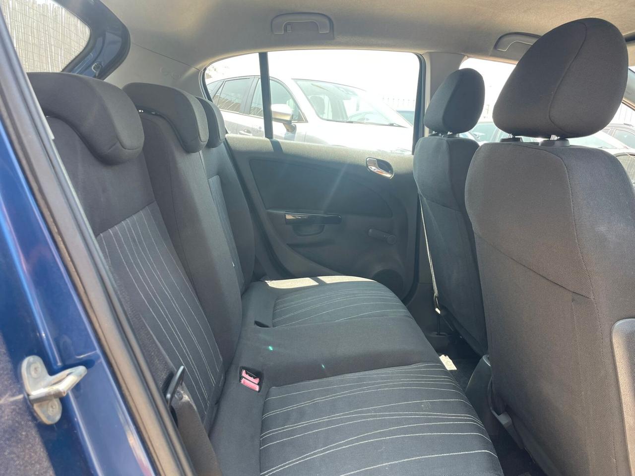 Opel Corsa 1.2 benzina 80 CV