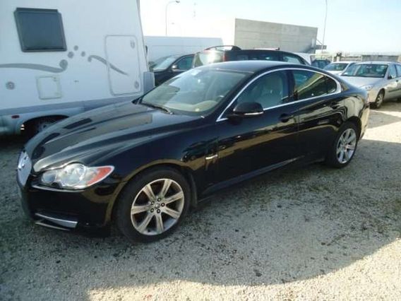 Jaguar XF 3.0 D V6 Luxury