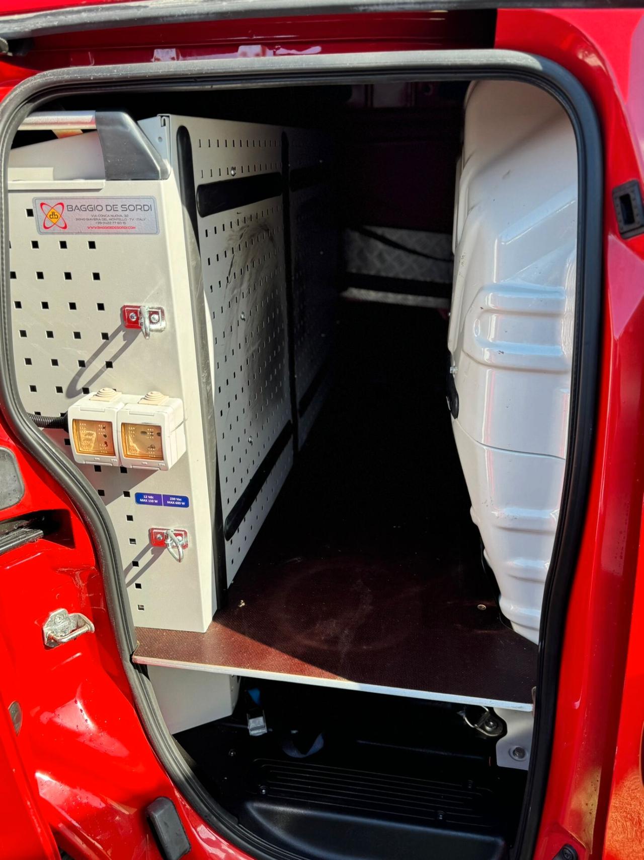 Fiat Fiorino 1.3 MJT 95CV Cargo Adventure