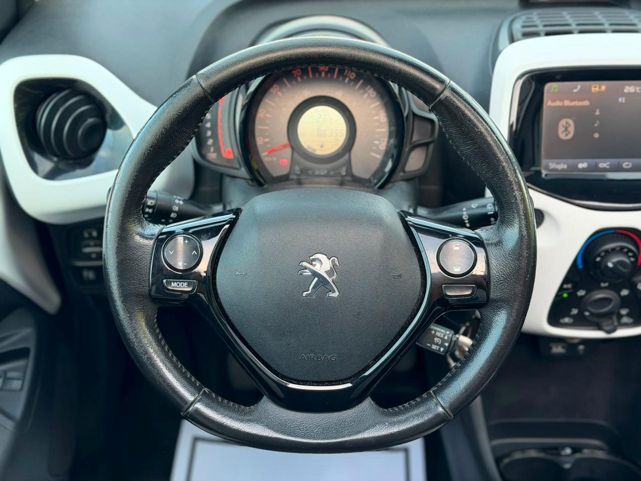 Peugeot 108 VTi 68 5 porte Allure TOP!