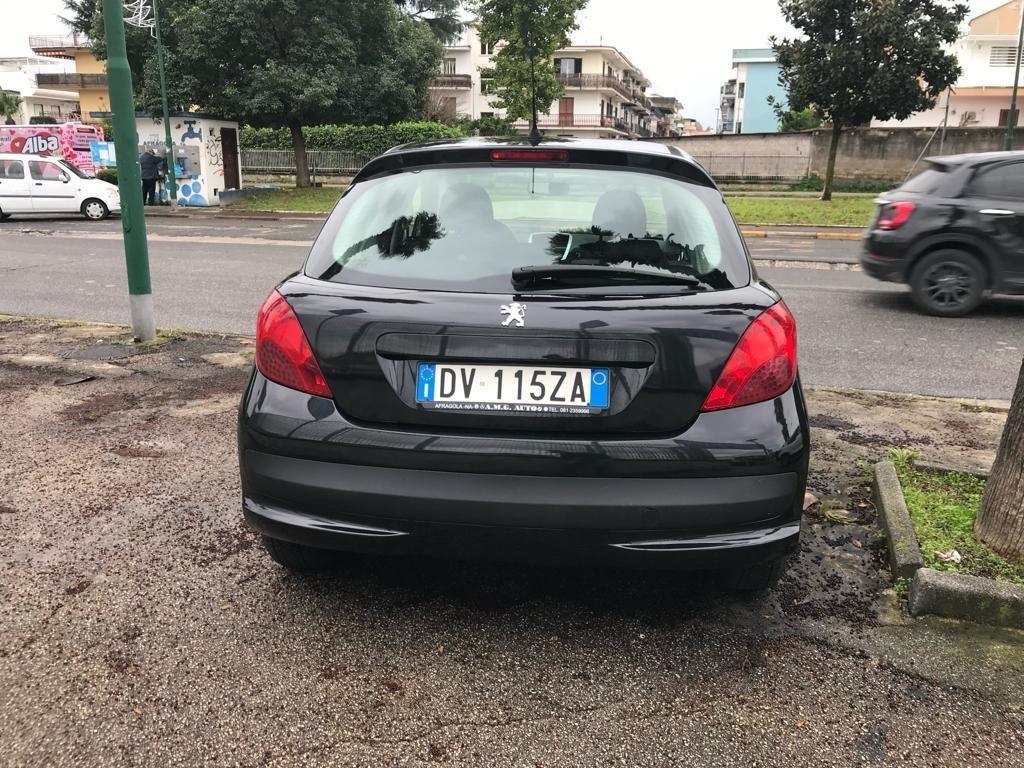 Peugeot 207 1.4 8V 75CV 54 KW 5p. Energie Sport ECO GPL
