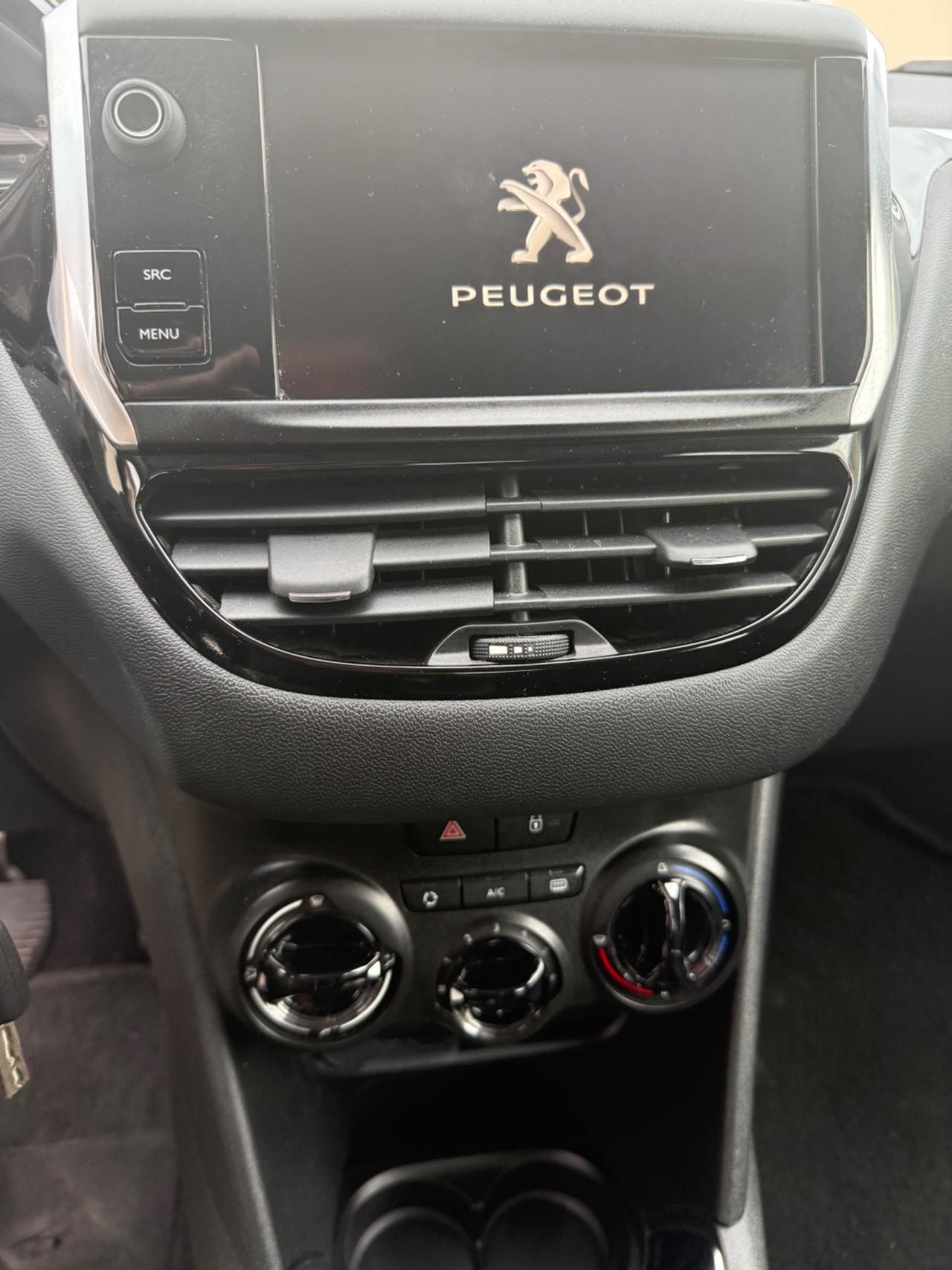 Peugeot 208 PureTech 82 5 porte Active PASSAGGIO INCLUSO