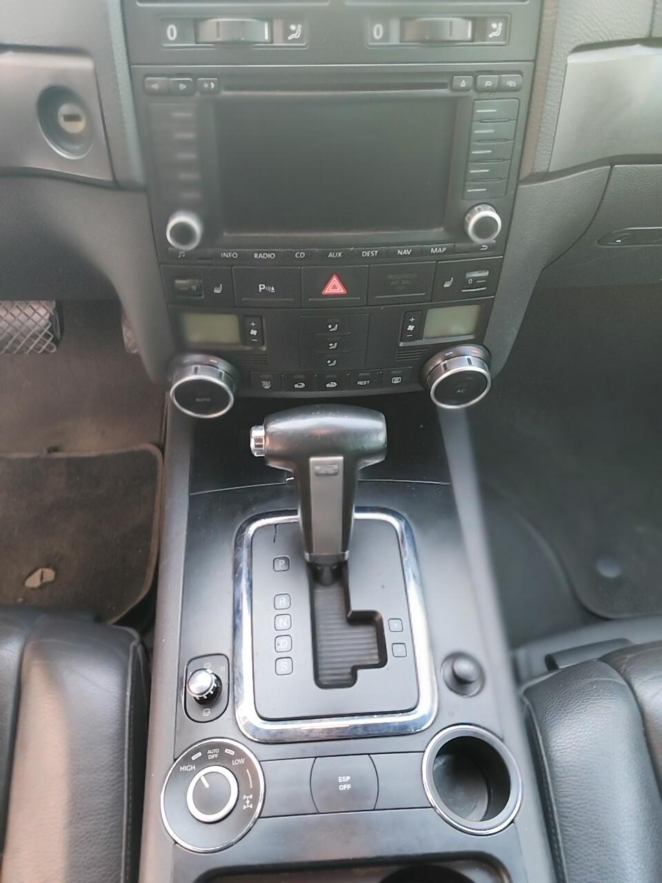 Volkswagen Touareg 2.5 R5 TDI Tip Exclusive